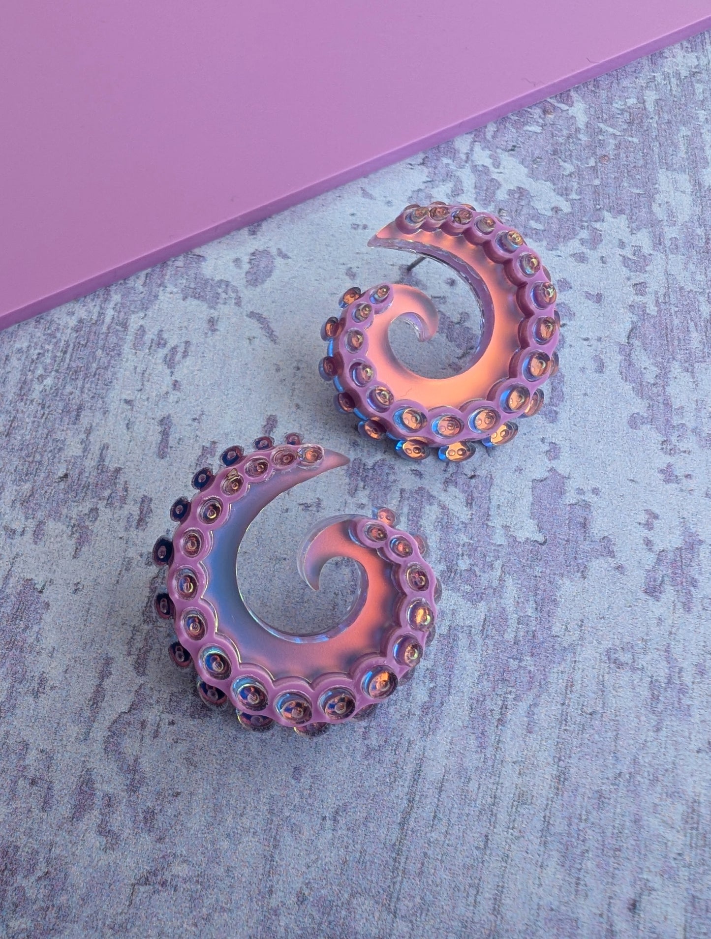 PRE ORDER Tentacurl Stud Earrings LILAC