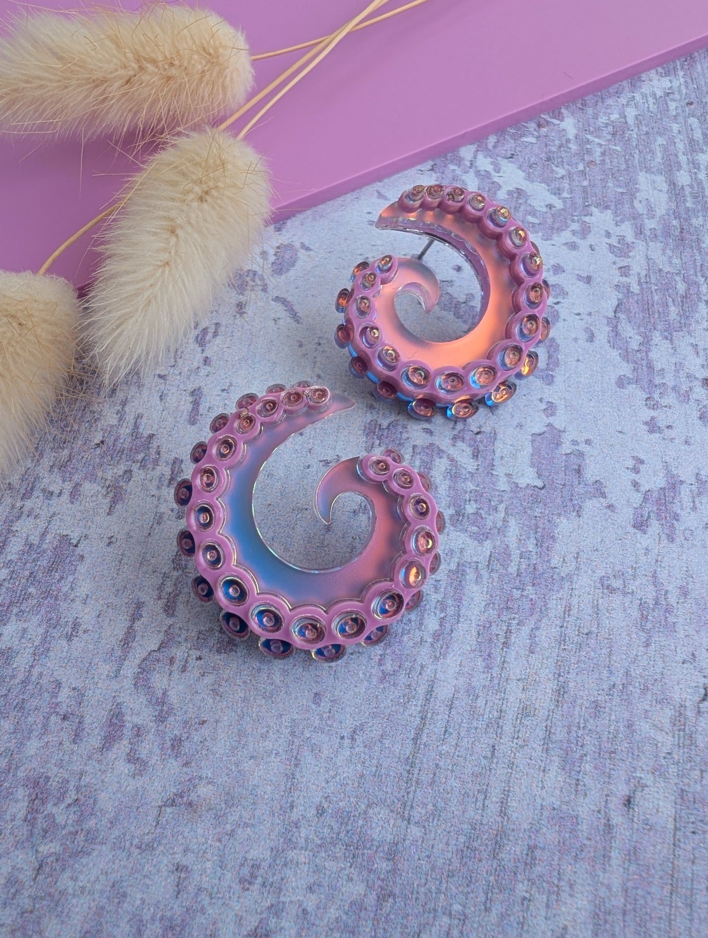PRE ORDER Tentacurl Stud Earrings LILAC
