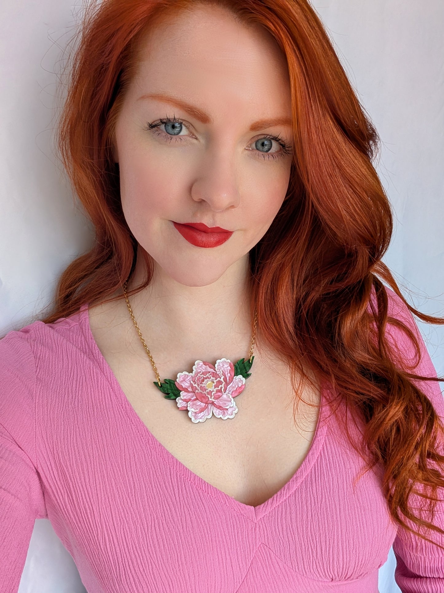 PRE ORDER Small Floral Necklace With Leaves (3 Colours)