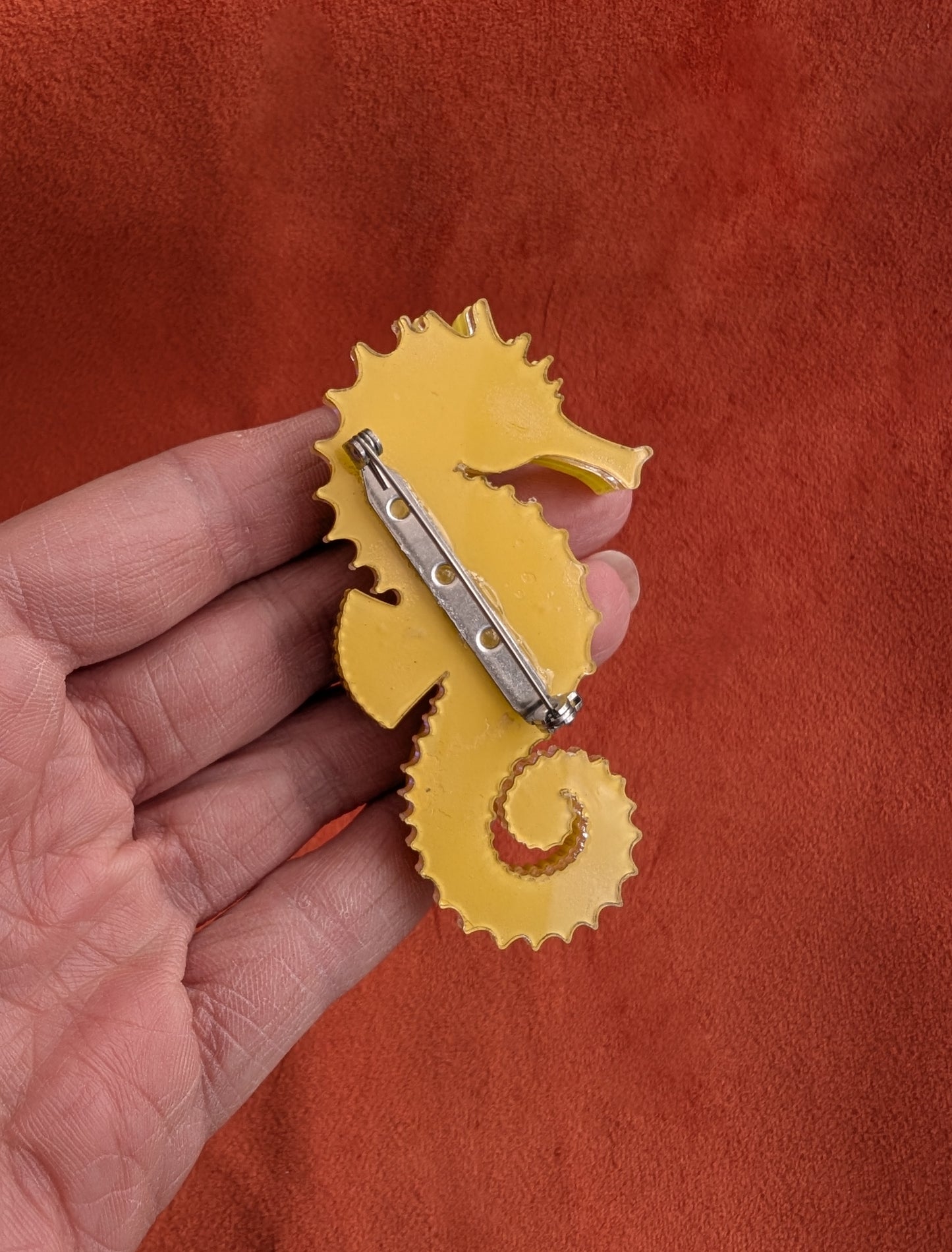 PRE ORDER Single Seahorse Brooch (YELLOW, PINK or BLUE)