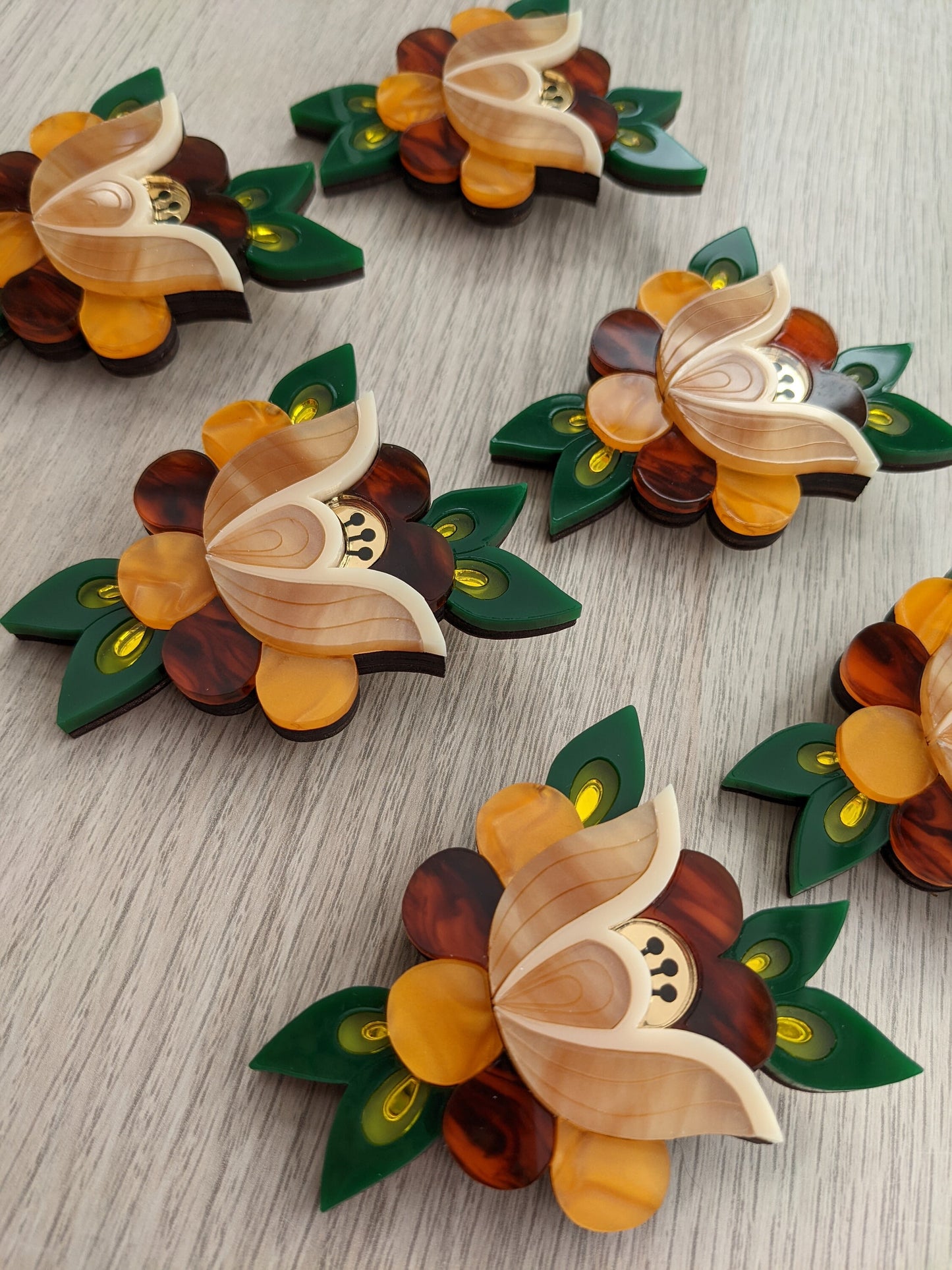 PRE ORDER Folk Floral Brooch - Tortoiseshell